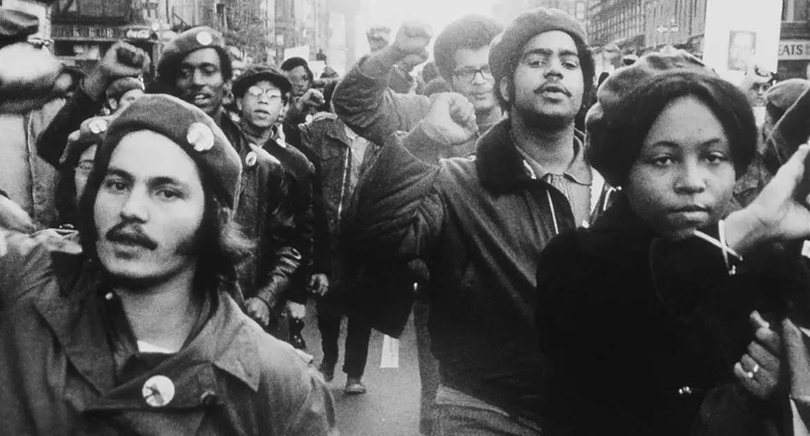 El pueblo se levanta